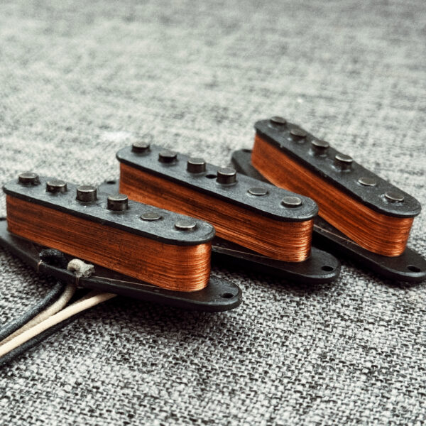 Genesis Pickups "1956 Big Iron" Restoration Grade Pre-CBS Stratocaster® Pickup Set - Image 3