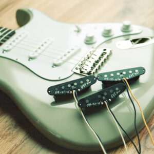 Genesis 635HW Stratocaster® Pickups